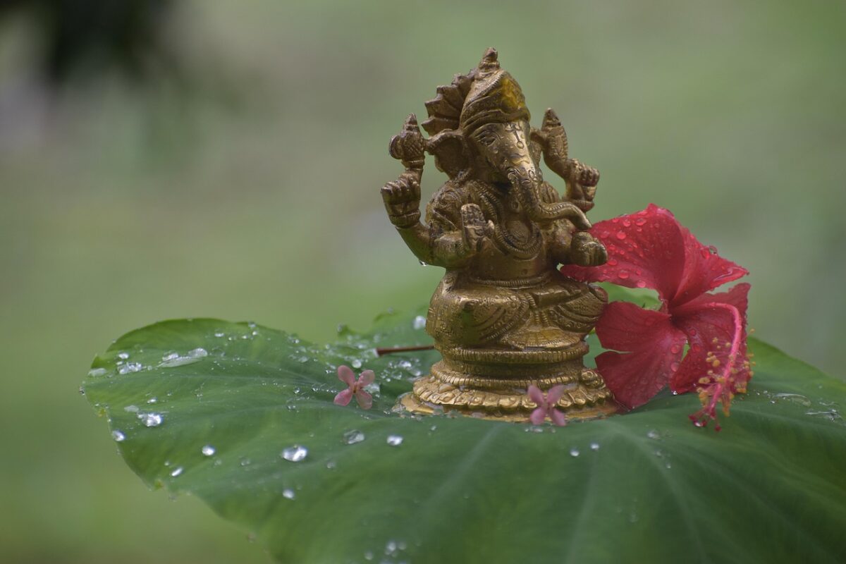 Brass ganesha statue
