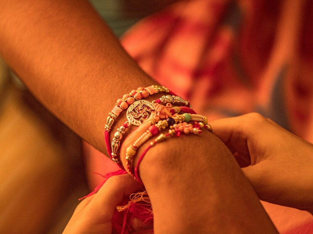 Rakhi raksha bandhan thread